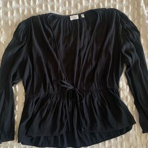 Aritzia Wilfred Shanina Tie Front Blouse
